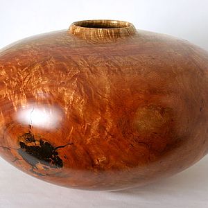 Carob hollow vessel