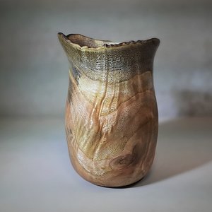 Chinaberry Live Edge Vase