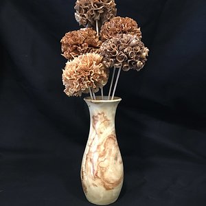 Flowers from wood shavings