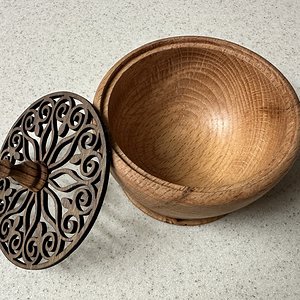 Mandala lid  oak bowl.