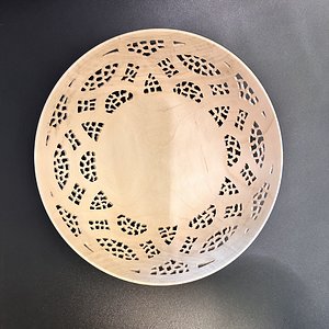 Pierced Holly Bowl - Overlapping Rings