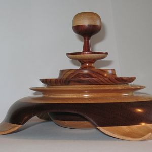 Square winged lidded bowl