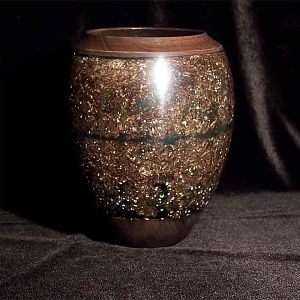 Walnut and Green Epoxy vase (b)