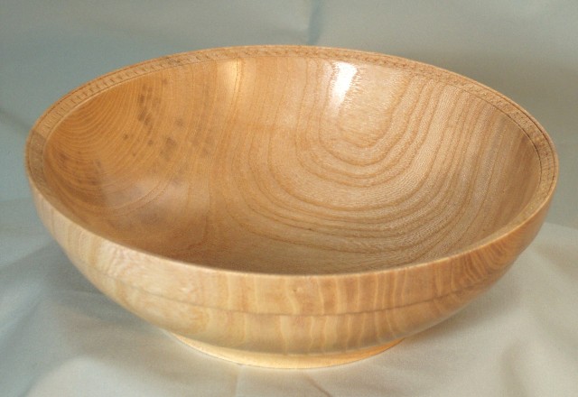 Hackberry Bowl with edge trim