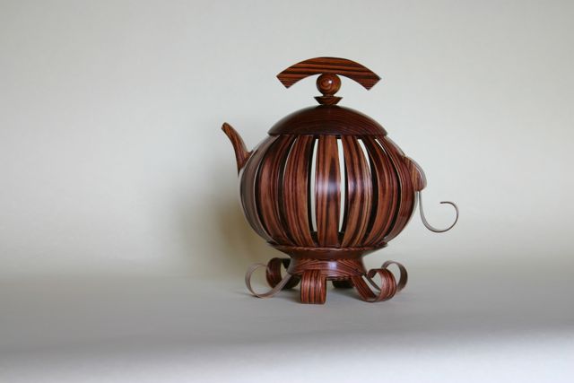Kingwood Tea Pot