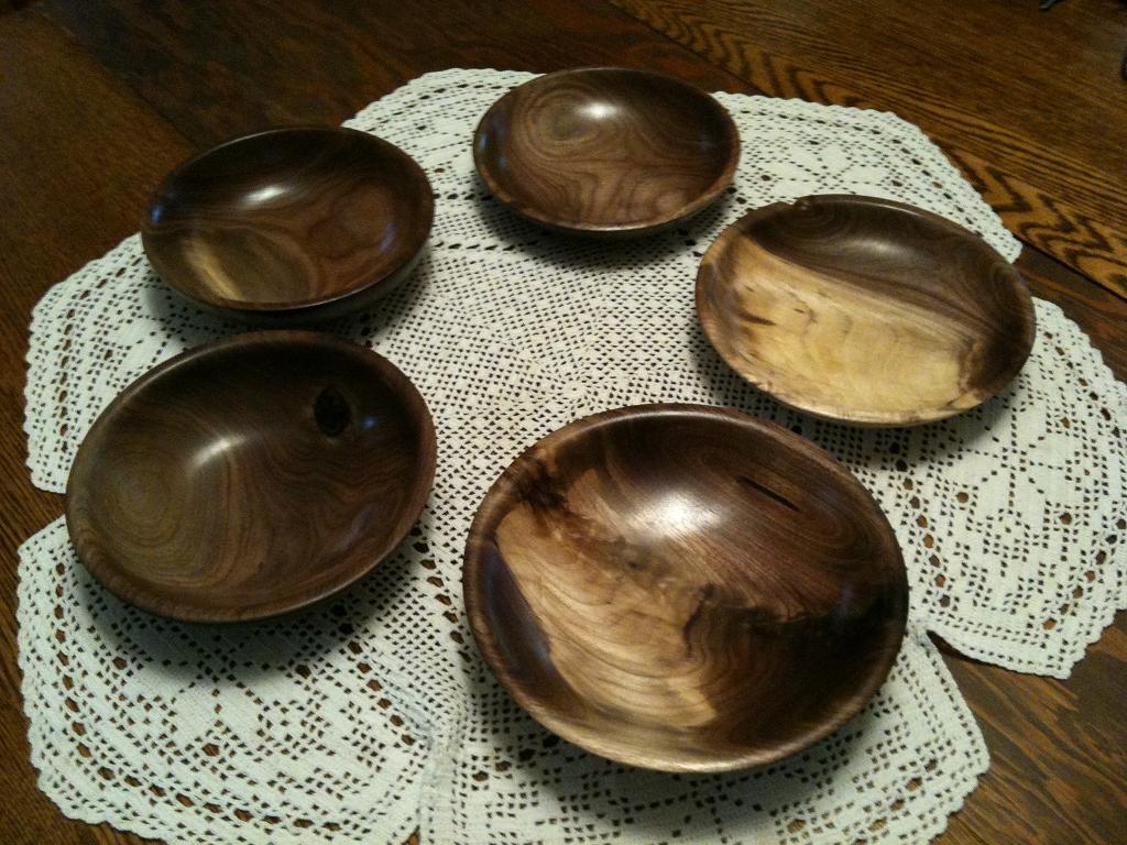 Walnut Bowls