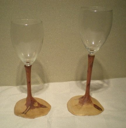 Wine glasses with natural edge base