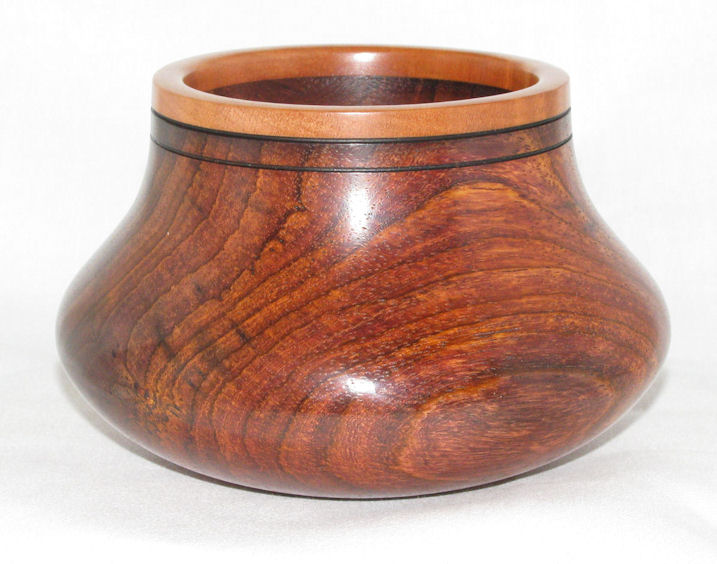 Yucatan Rosewood Pot