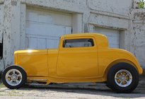 1932 Ford Side - Grundy.jpg