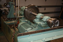 MOTOR AND SHAFT.JPG