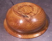 Osage Orange bowl bottom.jpg