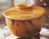 Osage Orange lidded bowl.jpg