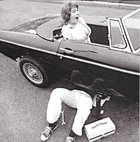 Full Service (Girl in MG).jpg Full Service (Girl in MG).jpg