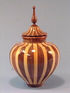 9001Urn.JPG