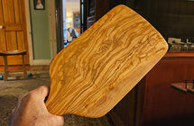 Olive_cutting_board_20250630_123225_ce.jpg