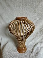 Bent wood vase.jpg Bent wood vase.jpg