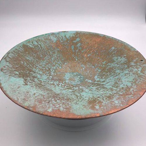 Bowl Metal Effect