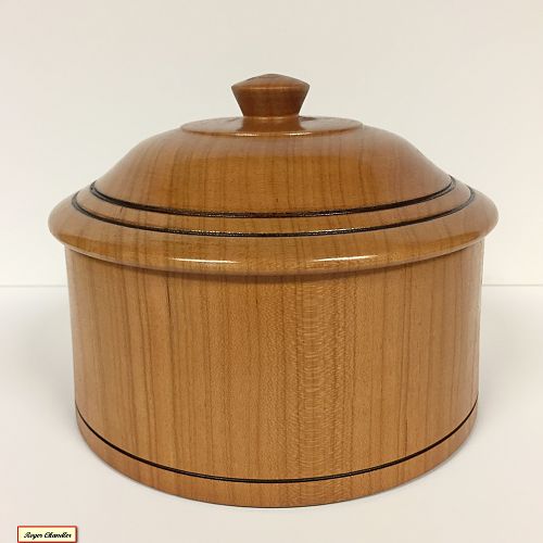 Ogee Lidded Cherry Box