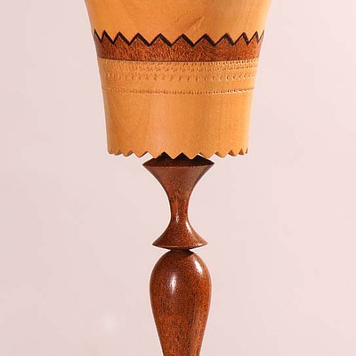 Zig Zag bottom ornament