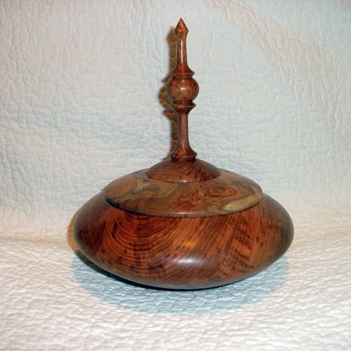 Locust hollow form
