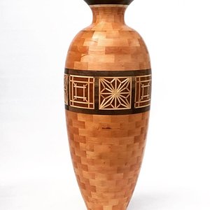 Kumiko Vase