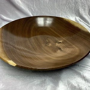 Walnut Salad Bowl