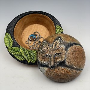 Foxy Box, a look inside.
