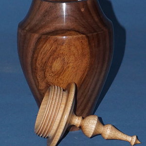 Serial 21046 Walnut Keepsake Urn Model KWCT0307022 another view