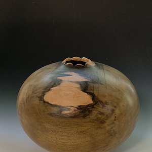 English Walnut Vessel