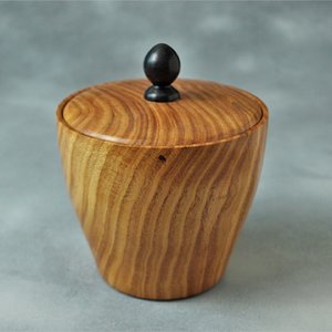 Honey locust canister