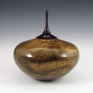 Myrtle Burl pet urn