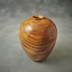 Curly Maple vase