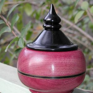 lidded vessel