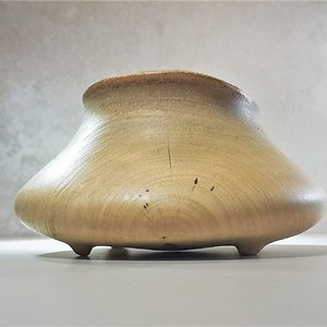 Wide Mouth Four Footed Erlenmeyer Hackberry Flask