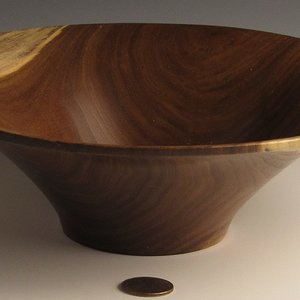Reverse Curve Bugle Bowl