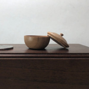 Miniature lidded bowl