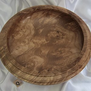 2117 Swirly Maple Burl.