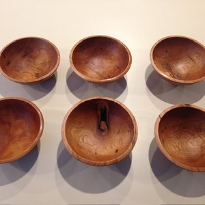 Individual cherry salad bowl set