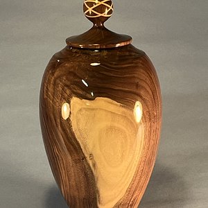 Ser. 24001 Model UWLT0715 Cremation Urn