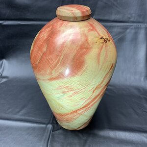 Flamed Box Elder Urn