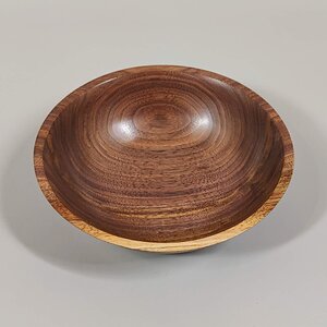Simple Walnut Bowl