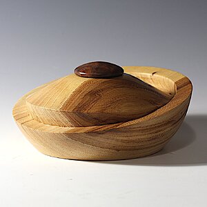 Bowl in bowl urn