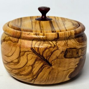 Olive wood box