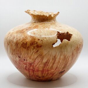 Maple burl vase.