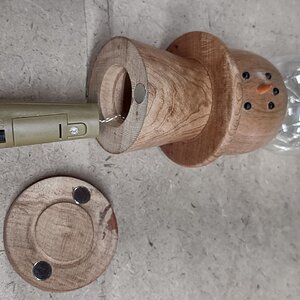Snowman battery pack