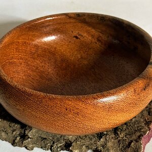 Angelim Pedra bowl