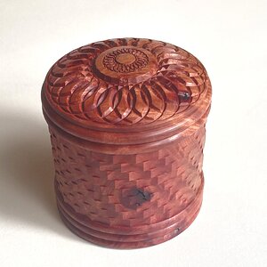 Arbutus Threaded Box