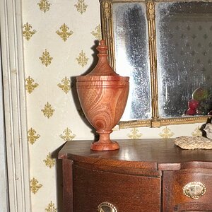 19th c replica knife urn in mahogany, 1:12 scale, 2.15 inches high