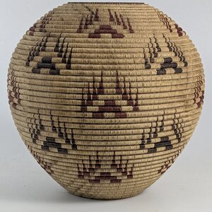 Black. Locust Basket Illusion Series #4