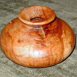 Rustic Pot, Apple